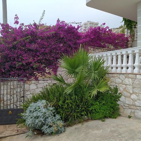 Villa Alimema Саранде Екстериор снимка